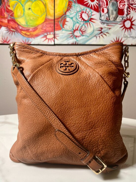 Tory Burch Handbags - Tory Burch Kolbe Cognac Leather Swingpack Crossbody Bag